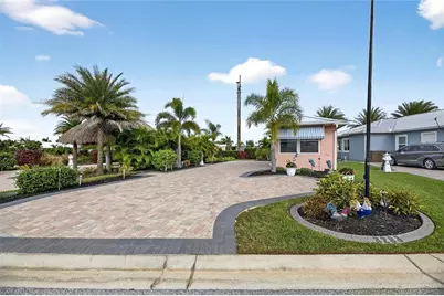 3283 Red Tail Hawk Drive, Polk City, FL 33868 - Photo 5