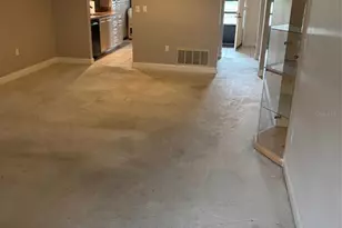 8605 Bardmoor Blvd, Seminole, FL 33777 - Photo 7