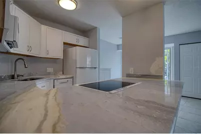 3315 58th Avenue S #112, Saint Petersburg, FL 33712 - Photo 5
