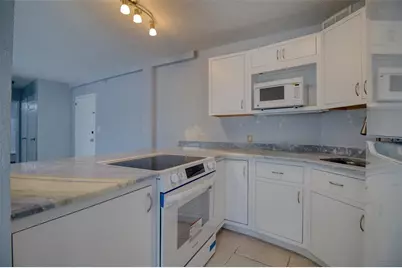 3315 58th Avenue S #112, Saint Petersburg, FL 33712 - Photo 7