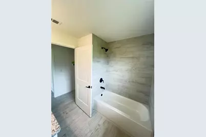 37266 Hidden View Circle, Dade City, FL 33523 - Photo 17