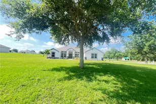37266 Hidden Vw Cir, Dade City, FL 33523 - Photo 1
