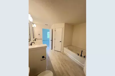 37266 Hidden View Circle, Dade City, FL 33523 - Photo 11