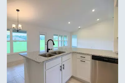 37266 Hidden View Circle, Dade City, FL 33523 - Photo 29