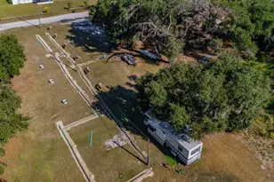 415 Hal Colding Rd, Lithia, FL 33547 - Photo 25