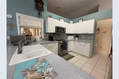 6005 Promenade Court, Bradenton, FL 34203 - Photo 5