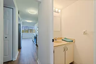 4890 Bay St NE, Saint Petersburg, FL 33703 - Photo 15