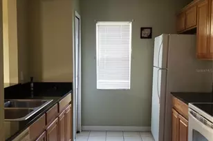 219 Drawbridge Ln, Valrico, FL 33594 - Photo 9