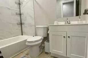 8024 Candlewoode Dr, Largo, FL 33773 - Photo 13