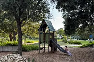 1493 Cleveland St, Clearwater, FL 33755 - Photo 5