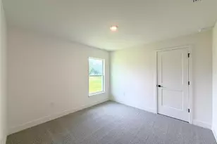 37041 Hidden Vw Cir, Dade City, FL 33523 - Photo 11