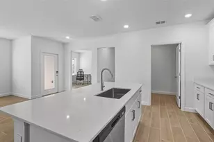 10965 Teal Lagoon Isle, San Antonio, FL 33576 - Photo 9