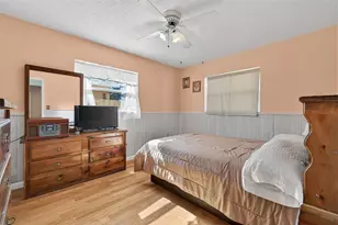 7114 64th Way N, Pinellas Park, FL 33781 - Photo 13
