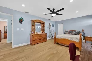 7114 64th Way N, Pinellas Park, FL 33781 - Photo 11
