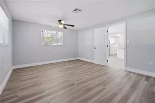 6618 N 23rd St, Tampa, FL 33610 - Photo 9