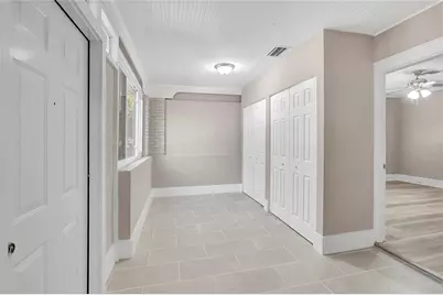 703 16th Avenue NW, Largo, FL 33770 - Photo 5