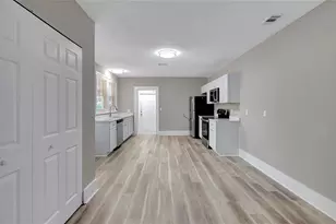 703 16th Ave NW, Largo, FL 33770 - Photo 15