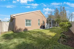 12310 Seabrook Dr, Tampa, FL 33626 - Photo 11