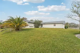 40 Flower Hill Ln, Palm Coast, FL 32137 - Photo 3
