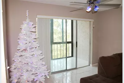 11485 Oakhurst Road #1200-215, Largo, FL 33774 - Photo 7