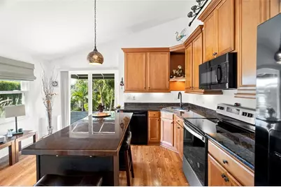 5731 28th Avenue S, Gulfport, FL 33707 - Photo 9