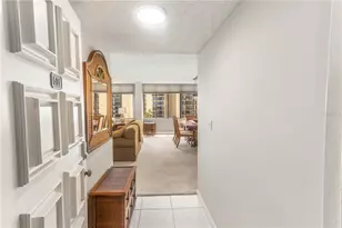 700 Island Way, Clearwater Beach, FL 33767 - Photo 37