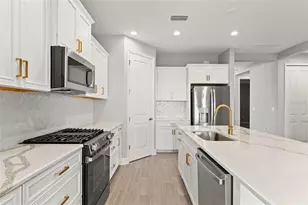 2130 SYLVESTER PALM Ln, Bradenton, FL 34212 - Photo 9