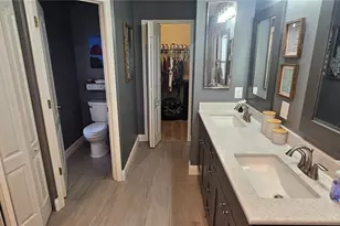 3043 Beaver Pond Trail, Valrico, FL 33596 - Photo 15