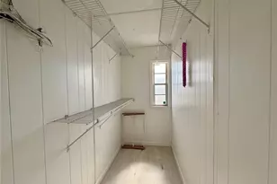 134 W St Annes Cir, Apollo Beach, FL 33572 - Photo 11