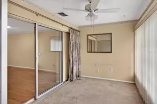 2211 Lark Cir W, Palm Harbor, FL 34684 - Photo 33