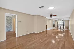 2211 Lark Cir W, Palm Harbor, FL 34684 - Photo 9