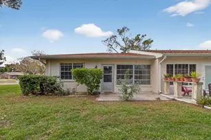 2211 Lark Cir W, Palm Harbor, FL 34684 - Photo 39