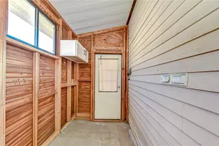 3111 Hickory Dr, Wesley Chapel, FL 33543 - Photo 31