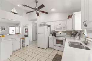 8804 Napa Loop, New Port Richey, FL 34653 - Photo 7