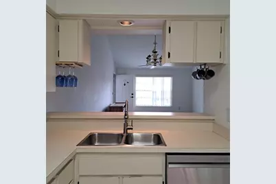 4739 Myrtle Oak Drive #21, New Port Richey, FL 34653 - Photo 11