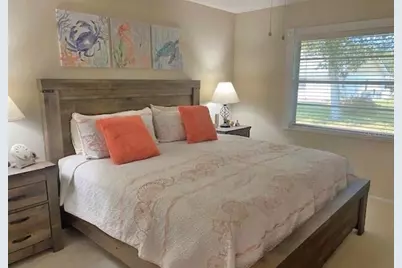 6310 Ocean Pines Lane, Spring Hill, FL 34606 - Photo 9