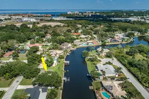 2391 Roberta Ln, Clearwater, FL 33764 - Photo 45