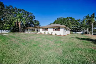 2391 Roberta Lane, Clearwater, FL 33764 - Photo 43