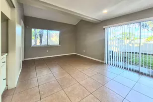 6345 Newtown Cir, Tampa, FL 33615 - Photo 11