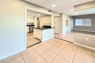 6345 Newtown Cir, Tampa, FL 33615 - Photo 9