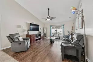 2713 Crestfield Dr, Valrico, FL 33596 - Photo 39