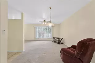 1204 Hacienda Dr, Sun City Center, FL 33573 - Photo 9