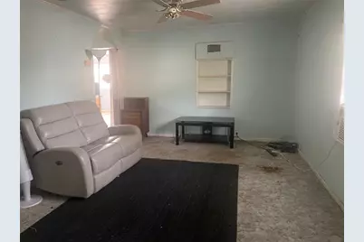2950 64th Avenue N, Saint Petersburg, FL 33702 - Photo 3