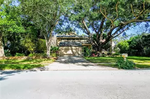 1351 Willow Brk Dr, Palm Harbor, FL 34683 - Photo 9