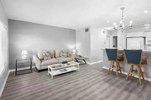 2391 Sumatran Way, Clearwater, FL 33763 - Photo 3