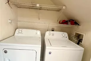 14604 Pine Glen Cir, Lutz, FL 33559 - Photo 5