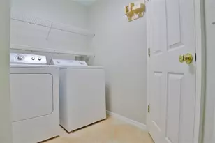 1557 Scotch Pine Dr, Brandon, FL 33511 - Photo 3