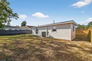 11197 102nd Ln, Largo, FL 33773 - Photo 9