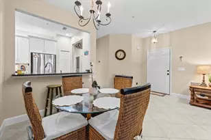 4103 Via Piedra Cir, Sarasota, FL 34233 - Photo 7