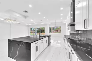 11921 Fort King Hwy, Thonotosassa, FL 33592 - Photo 13